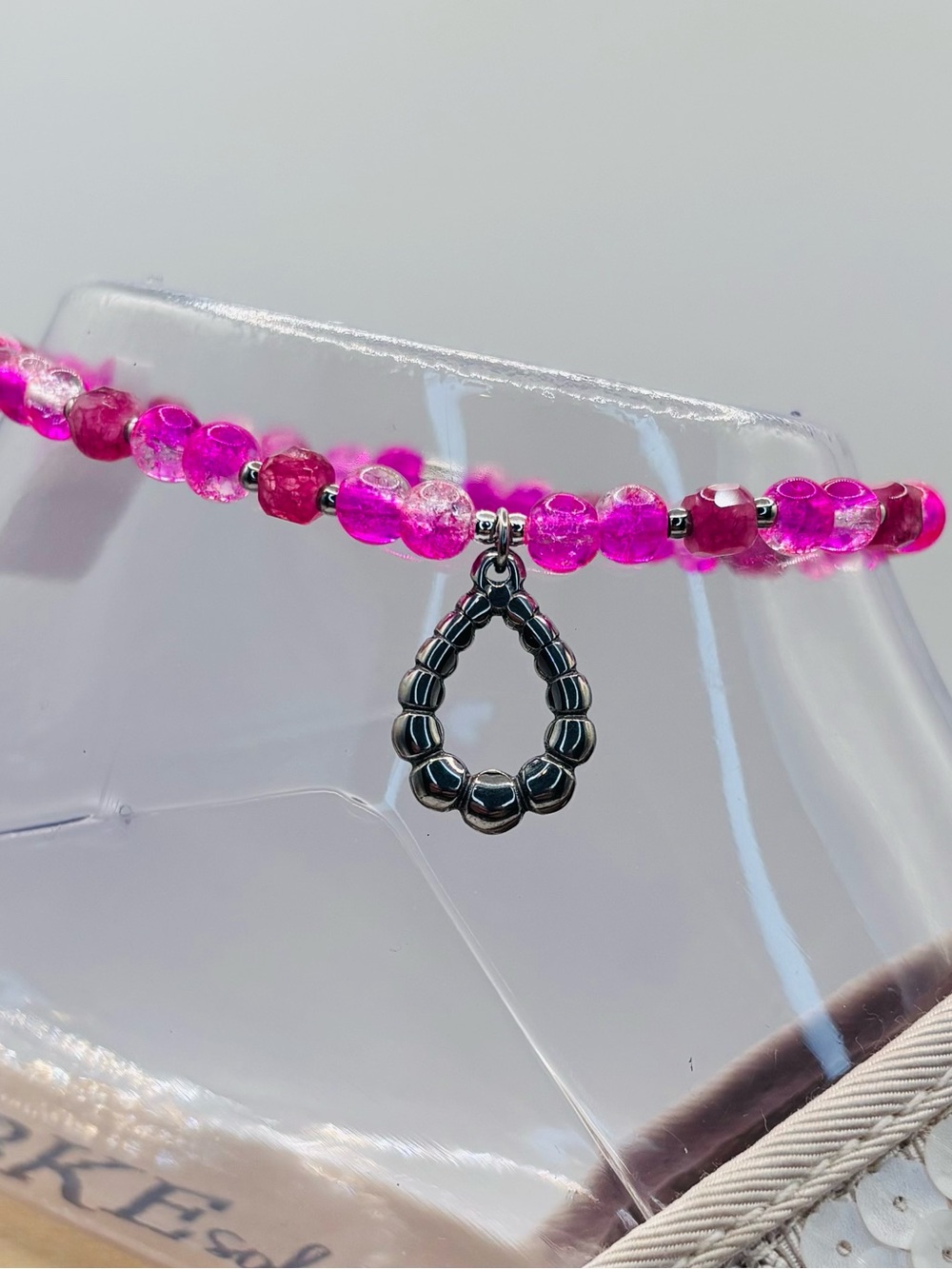 *ANKLET* S.Steel Teardrop & Pink Crackle Stone Stretchy Anklet - Picture 4 of 6